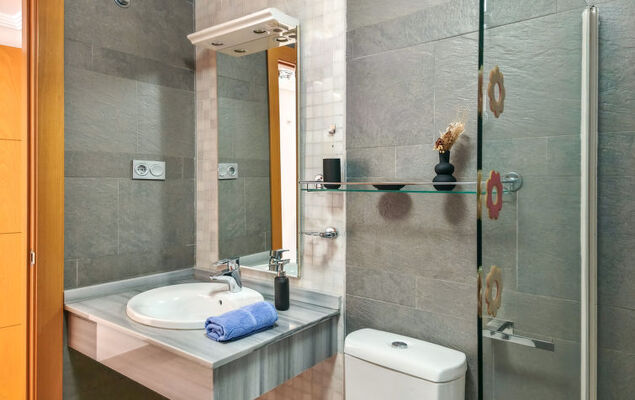 Malaga Pacifico - Photo 15